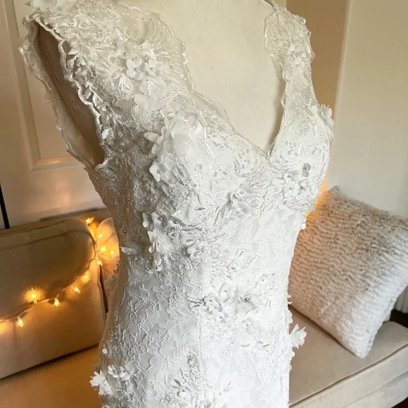 NWT Mingdas Wedding dress White flowers size 4-6 NEW! GORGEOUS!! - Picture 4 of 12